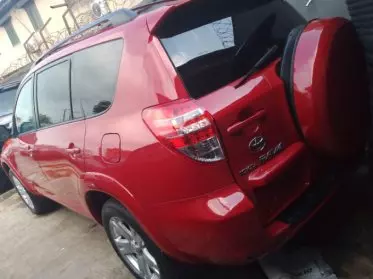 Toyota RAV 4