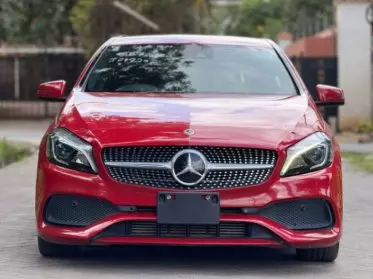 Mercedes-Benz A 180