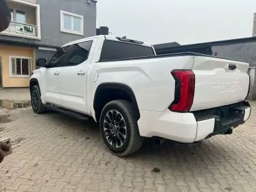 Toyota Tundra