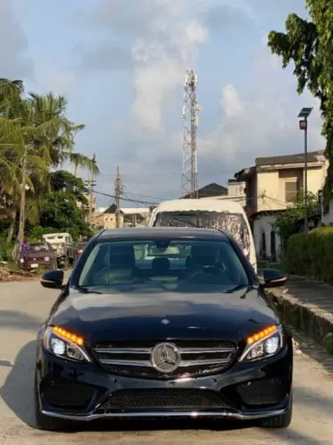 Mercedes-Benz C 300