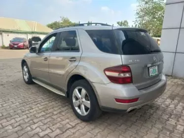 Mercedes-Benz ML 350