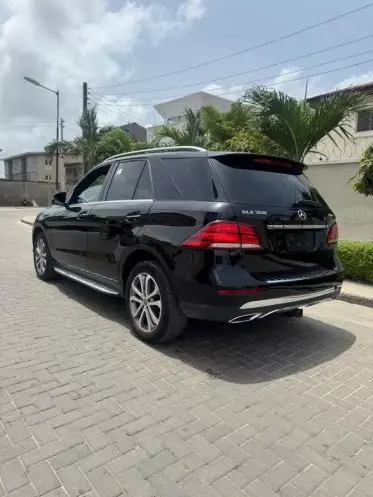Mercedes-Benz C 350