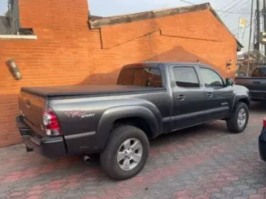 Toyota Tacoma