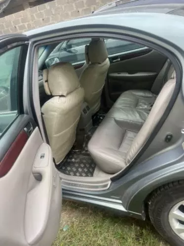 Lexus ES 300