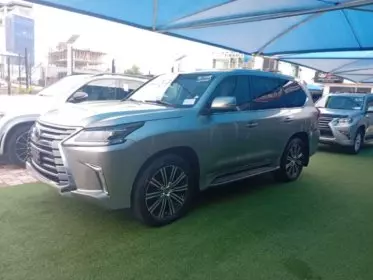 Lexus LX 570