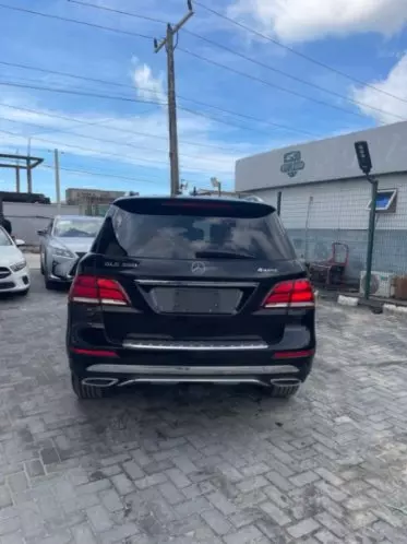 Mercedes-Benz GLE 350