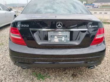 Mercedes-Benz C 300