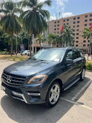 Mercedes-Benz ML 400