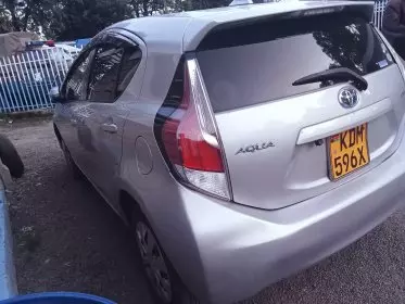 Toyota Aqua Hybrid