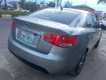 KIA Cerato