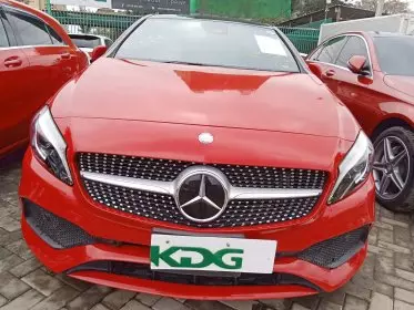 Mercedes-Benz A 180