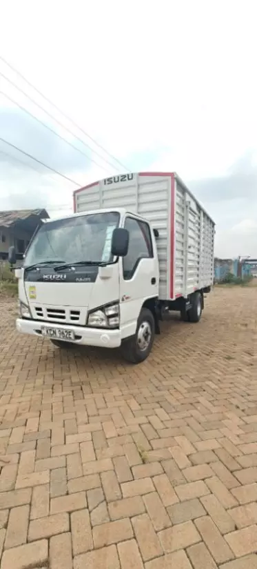 Isuzu NKR