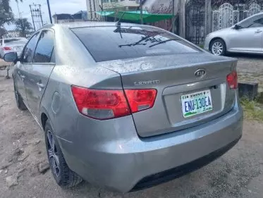 KIA Cerato