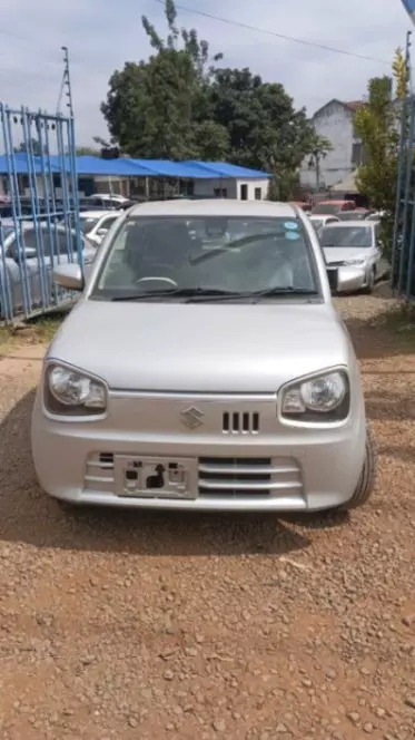 SUZUKI alto