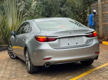 Mazda Atenza