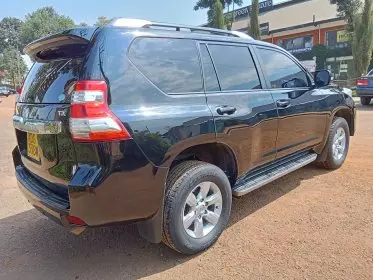 Toyota Landcruiser Prado