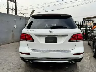 Mercedes-Benz GLE 350