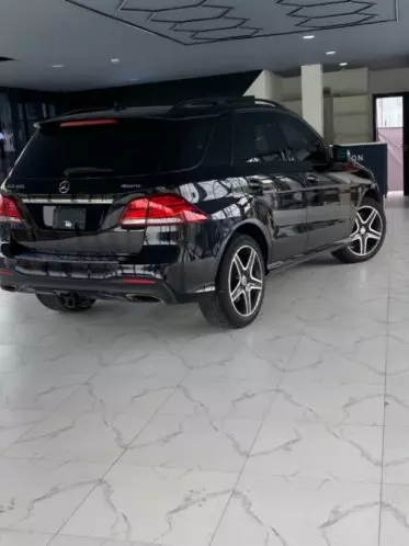 Mercedes-Benz GLE 400