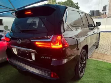 Lexus LX 570
