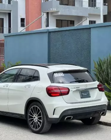 Mercedes-Benz GLA 250