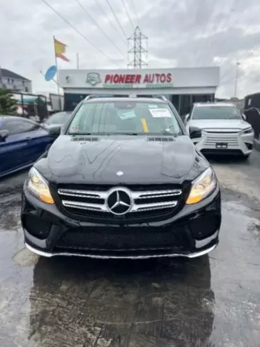 Mercedes-Benz GLE 350