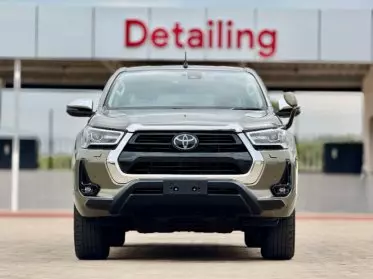 Toyota Hilux 