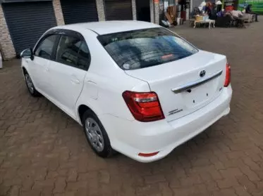 Toyota Axio 