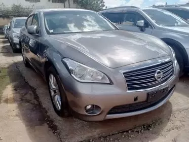 Nissan Fuga