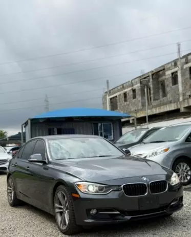 BMW 328i