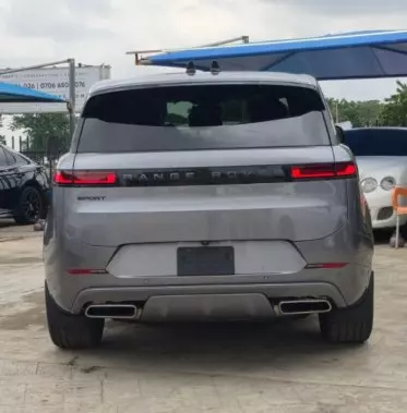 RANGE ROVER Autobiography