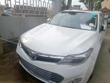 Toyota Avalon