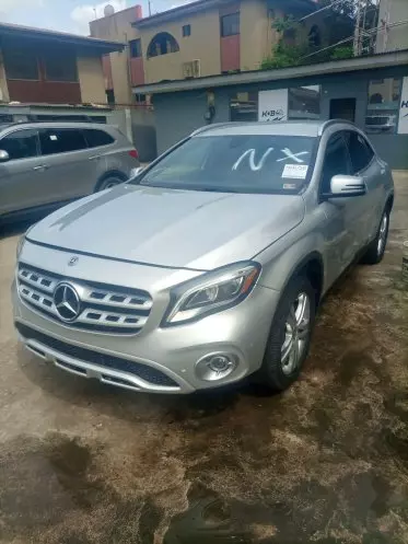 Mercedes-Benz GLA 250