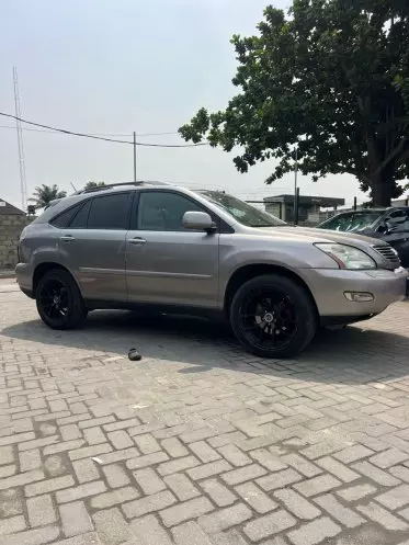 Lexus RX 330