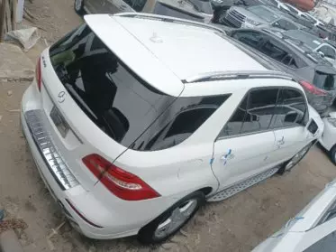 Mercedes-Benz ML 350