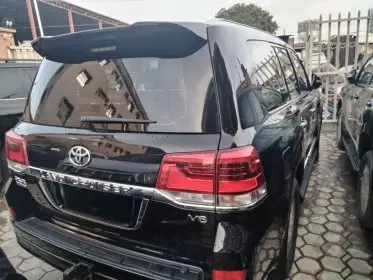 Toyota Land Cruiser GXR