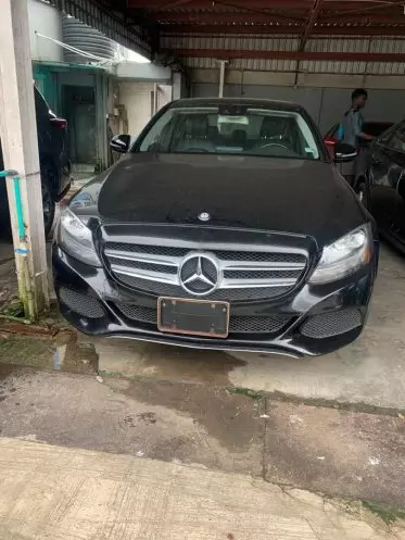 Mercedes-Benz C 300