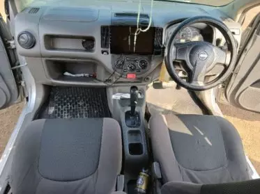 Nissan Advan