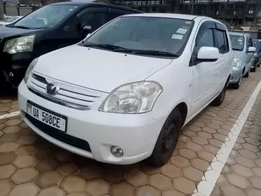 Toyota Raum