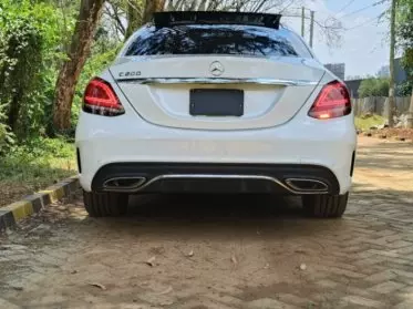 Mercedes-Benz C 200