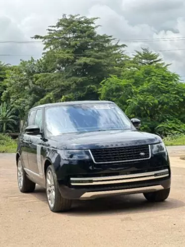 RANGE ROVER HSE LR4