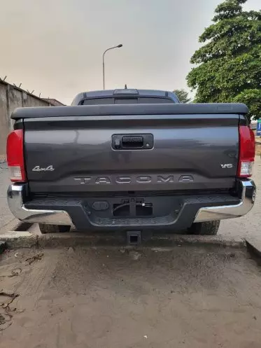 Toyota Tacoma