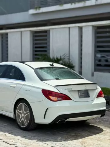 Mercedes-Benz CLA 250