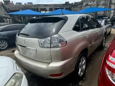 Lexus RX 330