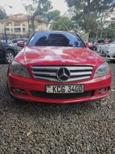 Mercedes-Benz C200
