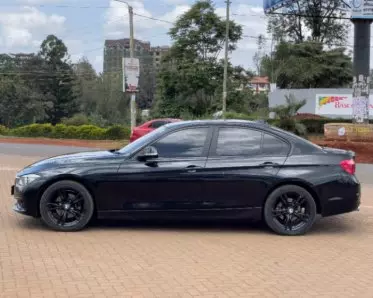 BMW 320i