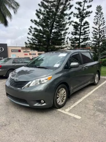 Toyota Sienna