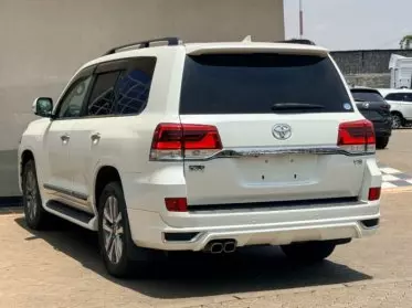 Toyota Landcruiser ZX