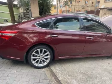 Toyota Avalon
