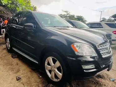 Mercedes-Benz ML 350