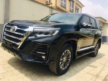 Toyota Land Cruiser Prado TX L